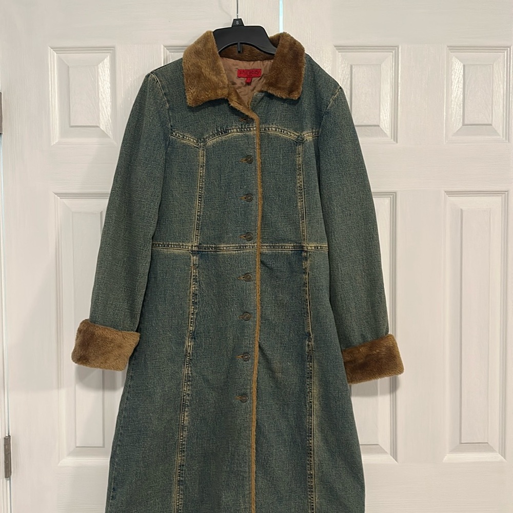 Faux full collar peacoat. Size small.